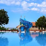 Grand 4* Novi Vinodolski