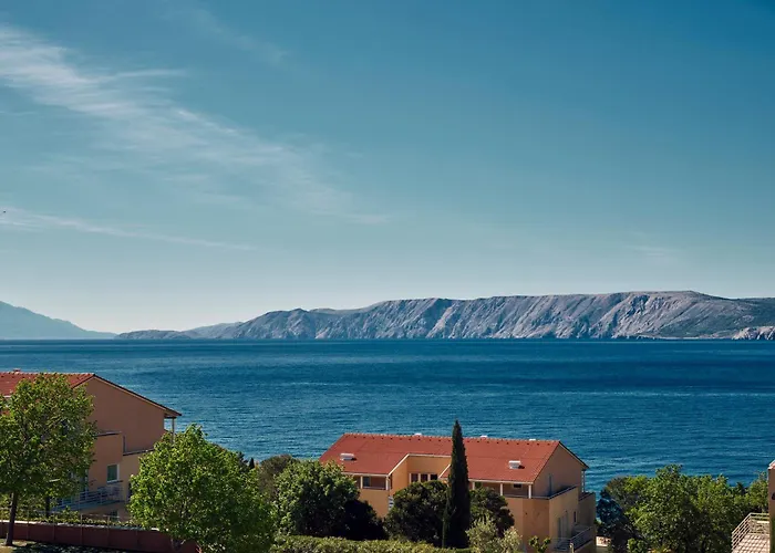 Grand 4* Novi Vinodolski