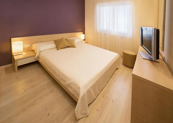 Grand 4* Novi Vinodolski