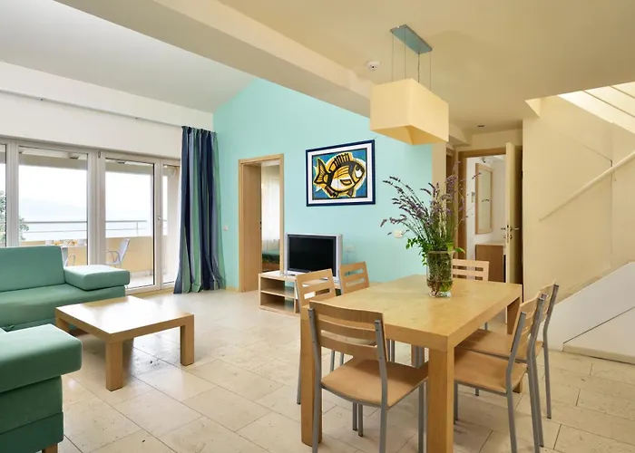 Grand 4* Novi Vinodolski